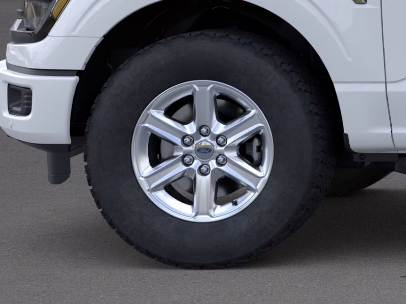 2026 Oxford White Ford F-150 XLT 4X4 Truck