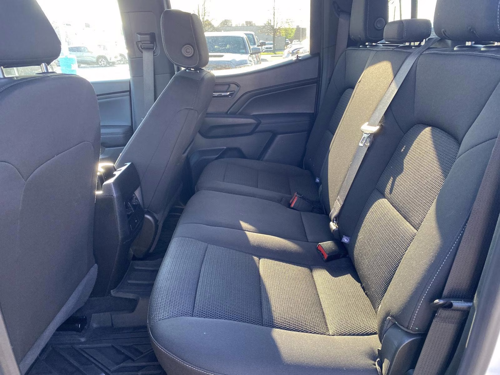 2024 Summit White Chevrolet Colorado 4WD LT 4X4 Truck