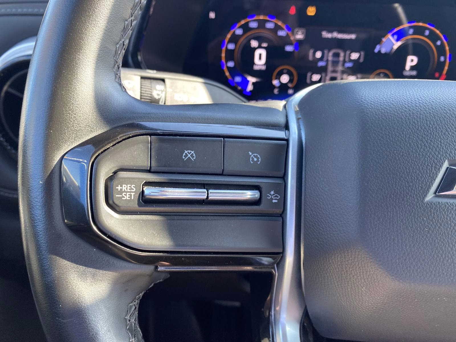 2024 Summit White Chevrolet Colorado 4WD LT 4X4 Truck