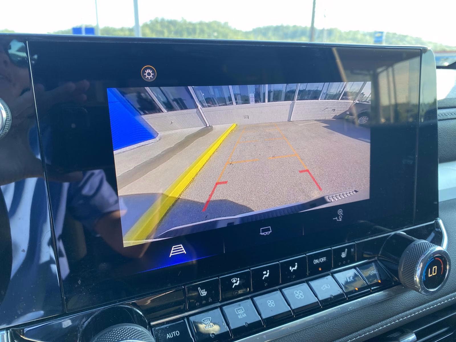 2024 Summit White Chevrolet Colorado 4WD LT 4X4 Truck