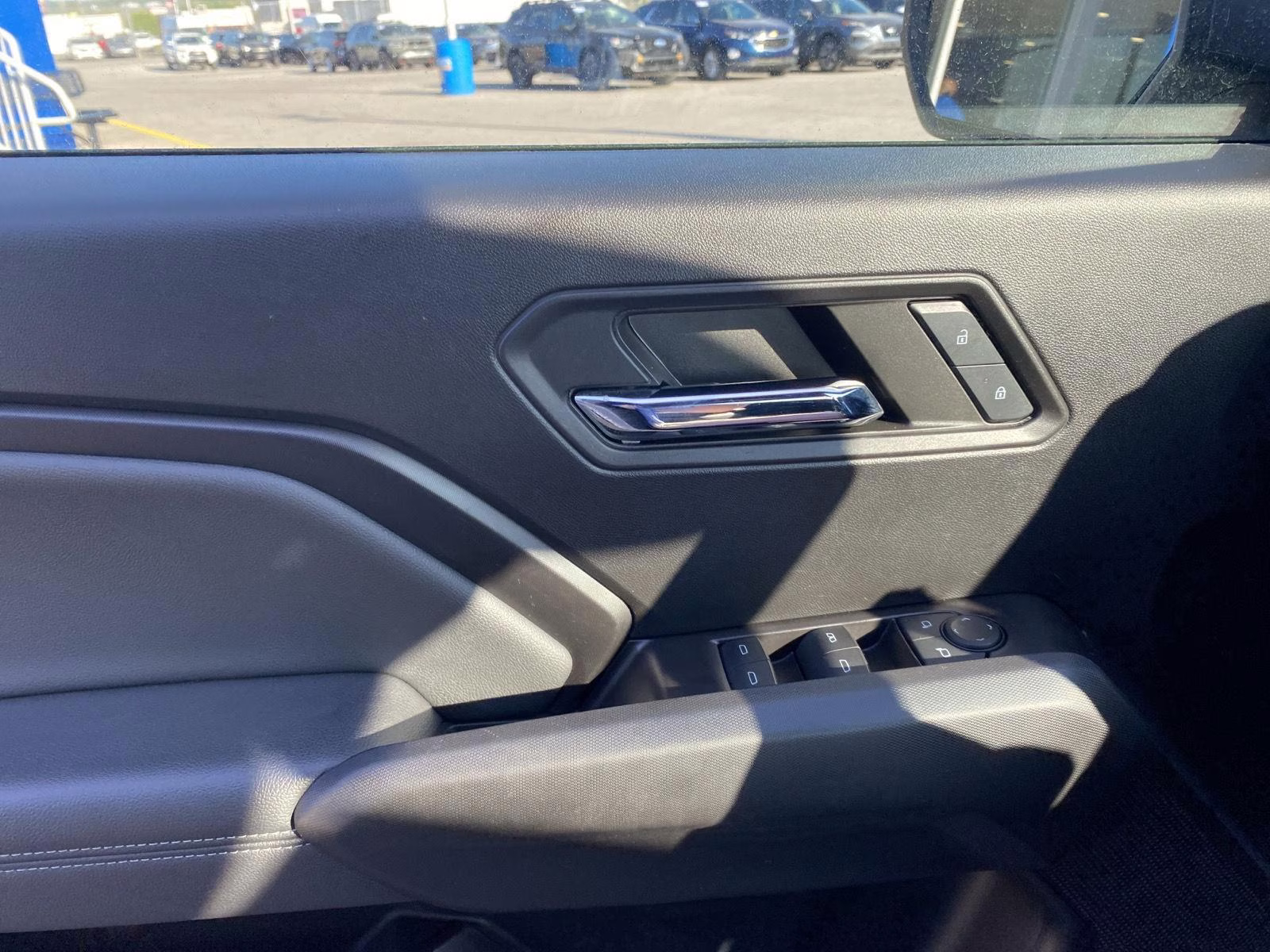 2024 Summit White Chevrolet Colorado 4WD LT 4X4 Truck