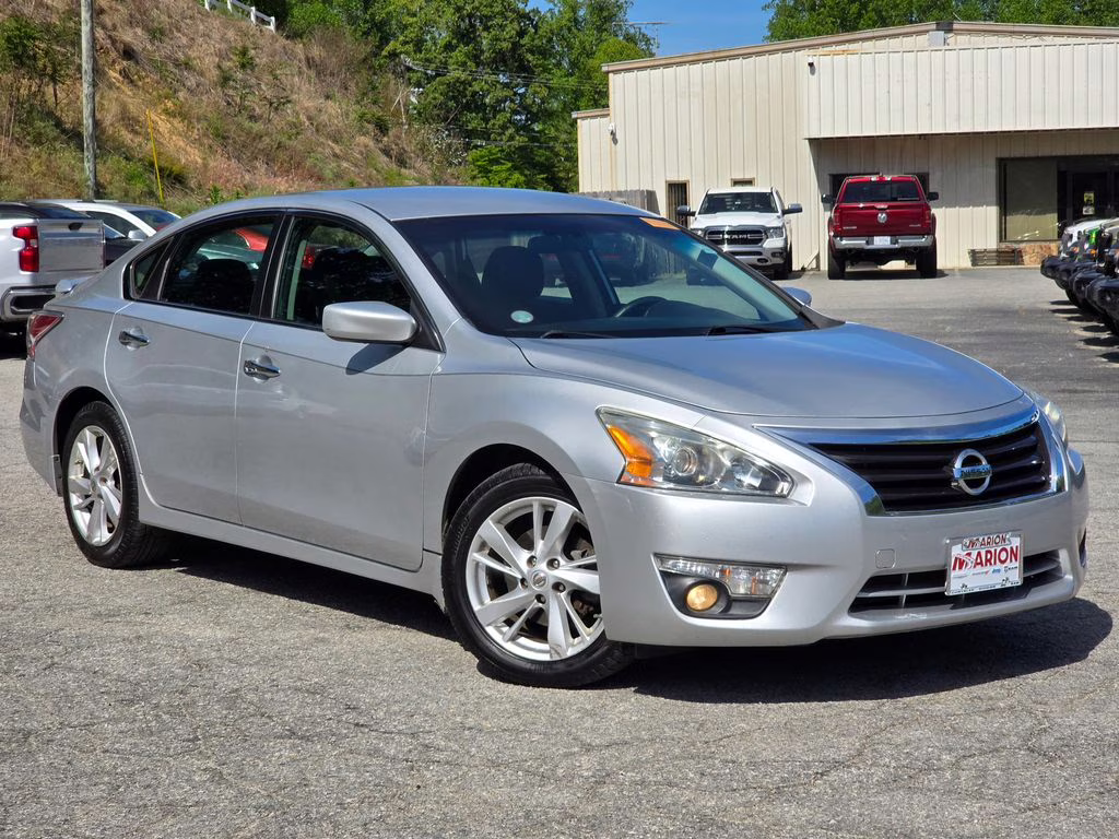 2015 Nissan Altima SV - Photo 12