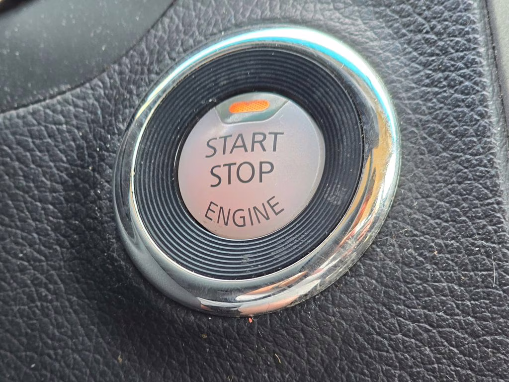 2015 Nissan Altima SV - Photo 20