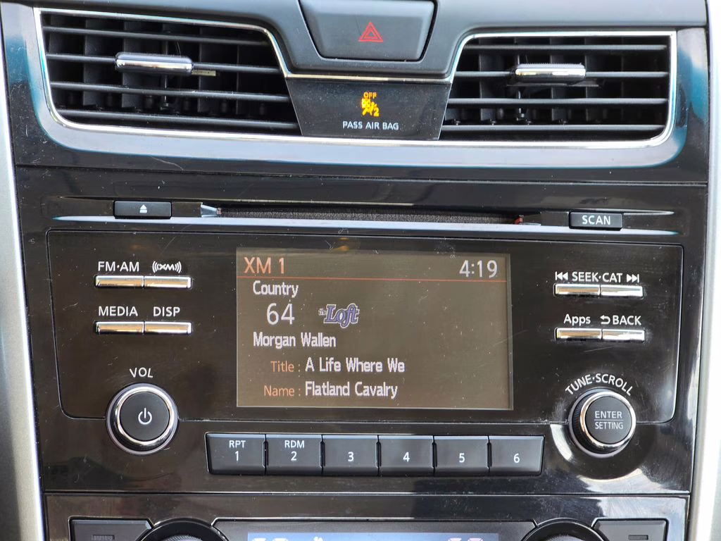 2015 Nissan Altima SV - Photo 8
