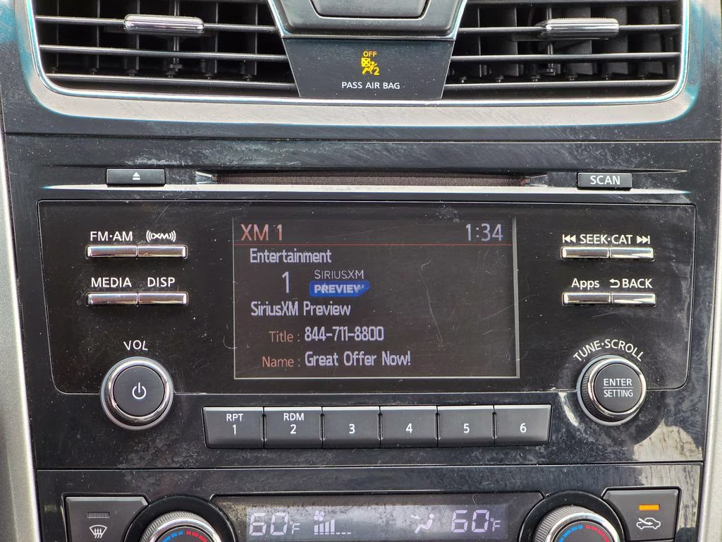 2015 Brilliant Silver Metallic Nissan Altima 2.5 SV FWD Sedan
