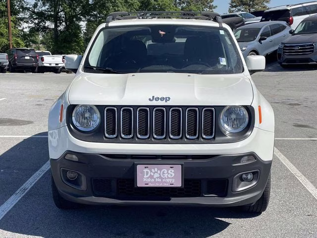 2017 Alpine White Jeep Renegade Latitude 4X4 SUV