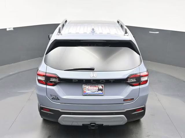 2025 Sonic Gray Pearl Honda Pilot TrailSport AWD SUV