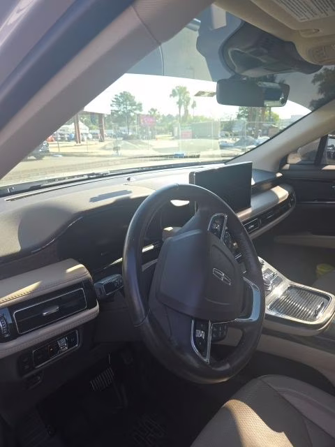 2023 Pearl Metallic Lincoln Nautilus Reserve FWD SUV