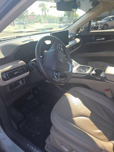 2023 Pearl Metallic Lincoln Nautilus Reserve FWD SUV