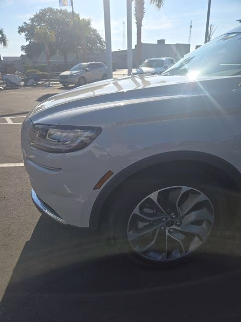 2023 Pearl Metallic Lincoln Nautilus Reserve FWD SUV