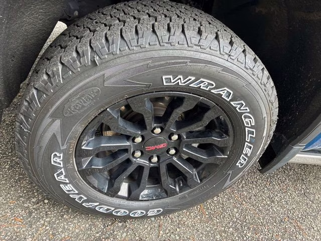 2022 Dynamic Blue Metallic GMC Sierra 1500 AT4X 4X4 Truck