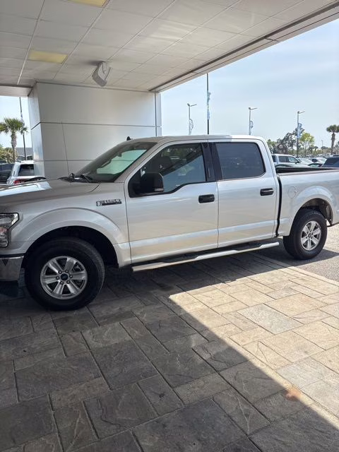 2019 Ingot Silver Metallic Ford F-150 XLT RWD Truck