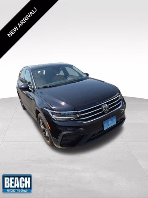 2024 Deep Black Pearl Volkswagen Tiguan 2.0T SE FWD SUV