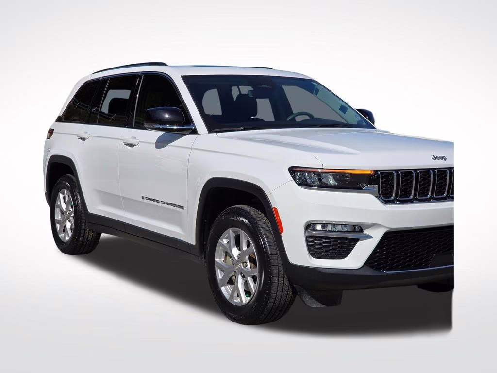 2023 Bright White Clearcoat Jeep Grand Cherokee Limited 4X4 SUV