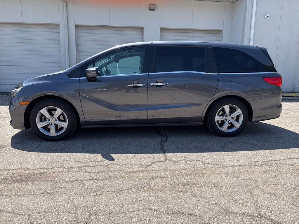 2018 Modern Steel Metallic Honda Odyssey EX-L FWD Van