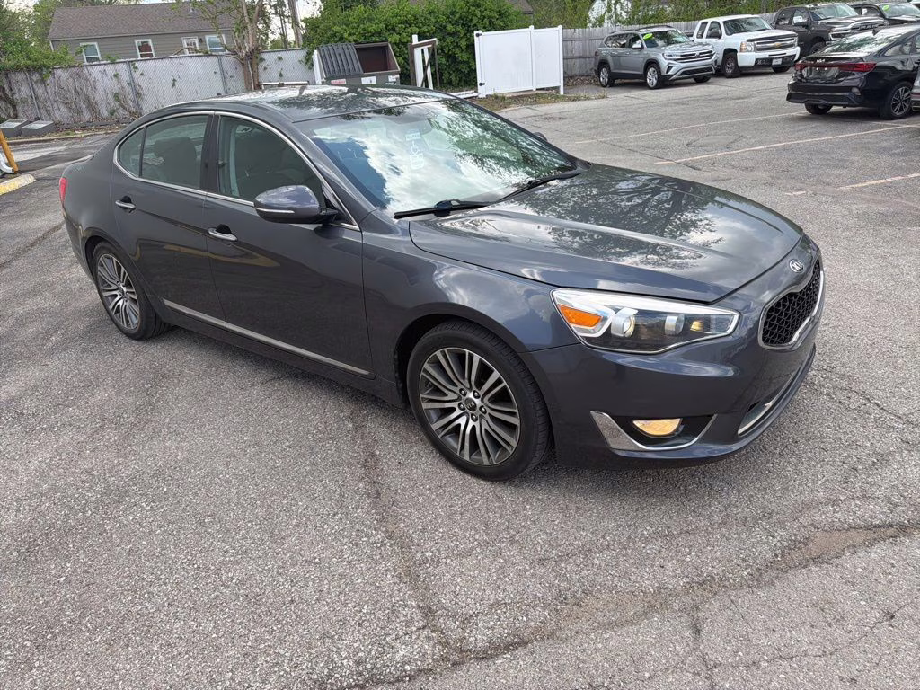 2014 Platinum Graphite Kia Cadenza Premium FWD Sedan