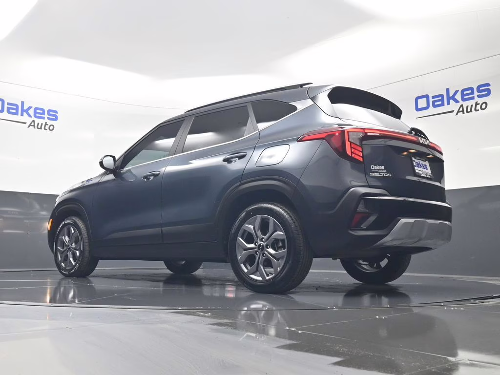 2024 Gravity Gray Kia Seltos S FWD SUV