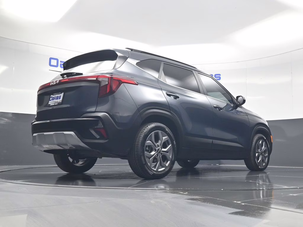 2024 Gravity Gray Kia Seltos S FWD SUV