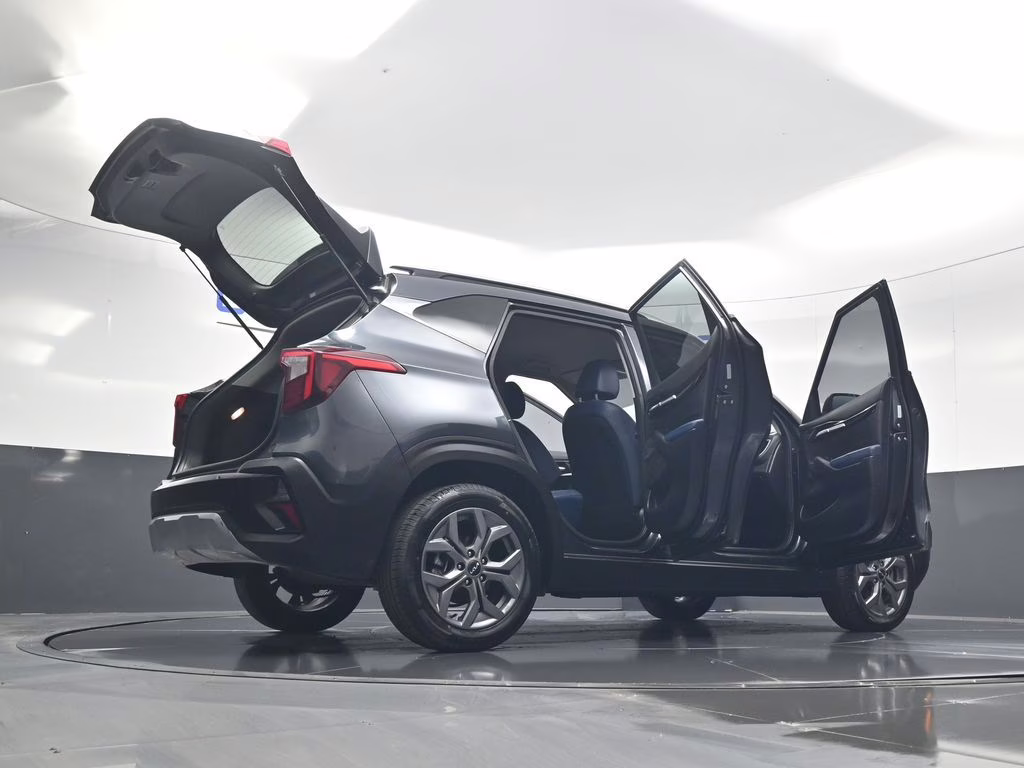 2024 Gravity Gray Kia Seltos S FWD SUV