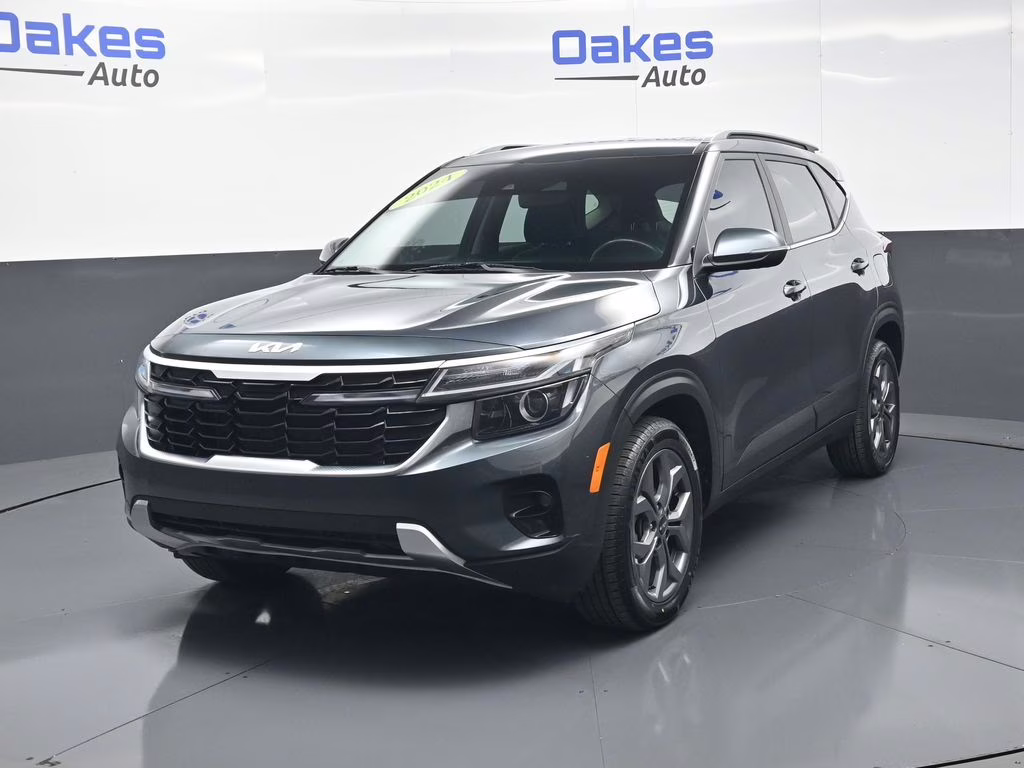 2024 Gravity Gray Kia Seltos S FWD SUV