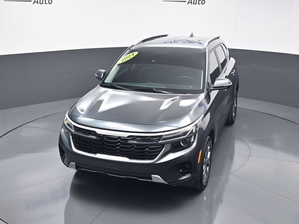 2024 Gravity Gray Kia Seltos S FWD SUV