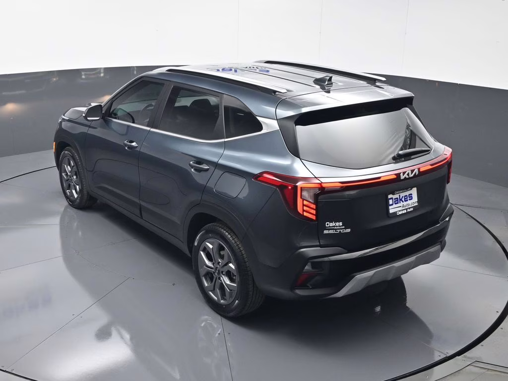 2024 Gravity Gray Kia Seltos S FWD SUV
