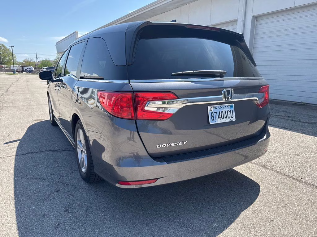 2018 Modern Steel Metallic Honda Odyssey EX-L FWD Van