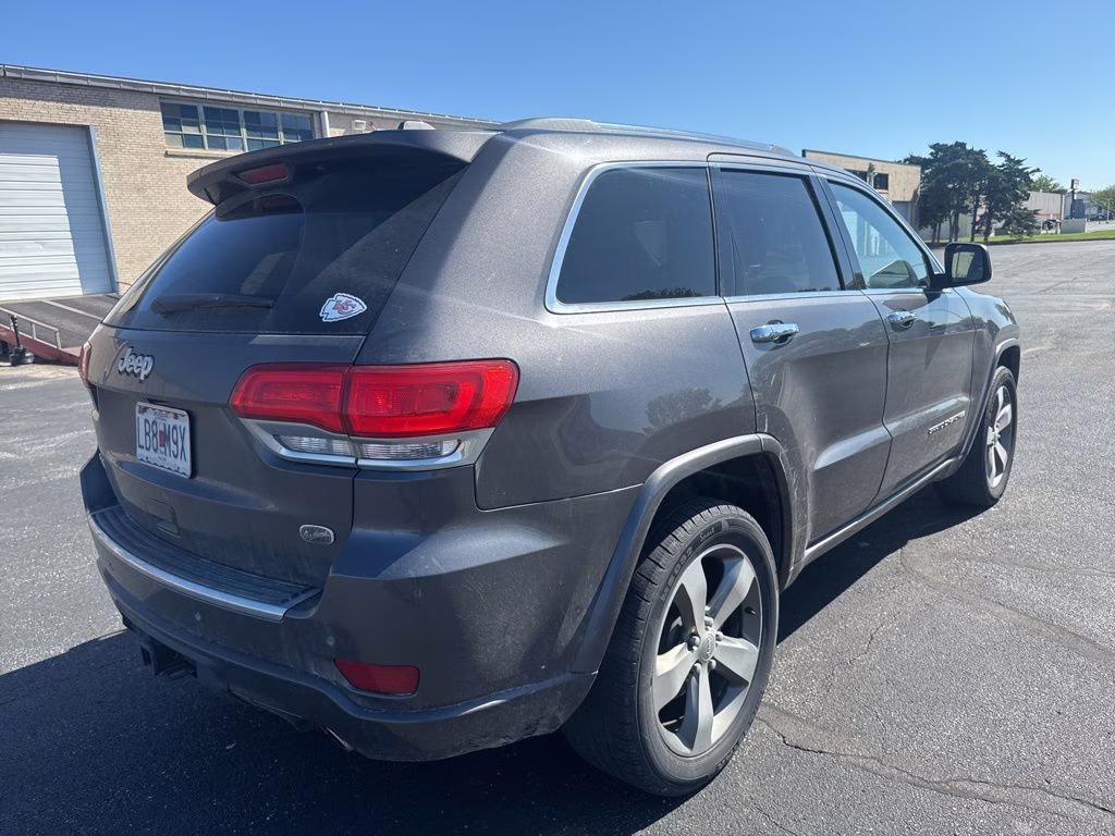 2015 Granite Crystal Metallic Clearcoat Jeep Grand Cherokee Overland 4X4 SUV