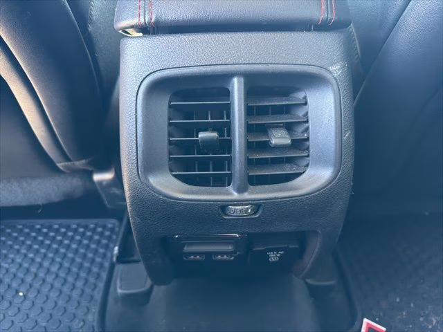 2019 Bright White Clearcoat Jeep Cherokee Trailhawk 4X4 SUV