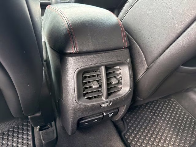 2019 Bright White Clearcoat Jeep Cherokee Trailhawk 4X4 SUV