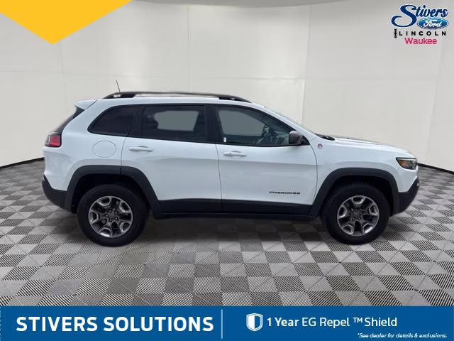 2019 Bright White Clearcoat Jeep Cherokee Trailhawk 4X4 SUV