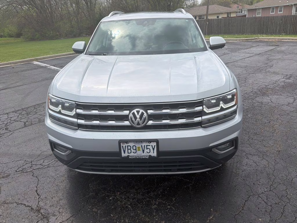 2018 Reflex Silver Metallic Volkswagen Atlas SEL Premium AWD SUV