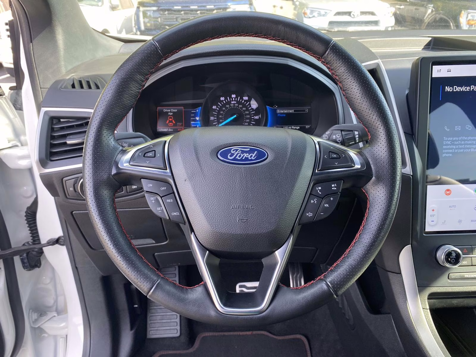 2022 Star White Metallic Tri-Coat Ford Edge ST Line AWD SUV