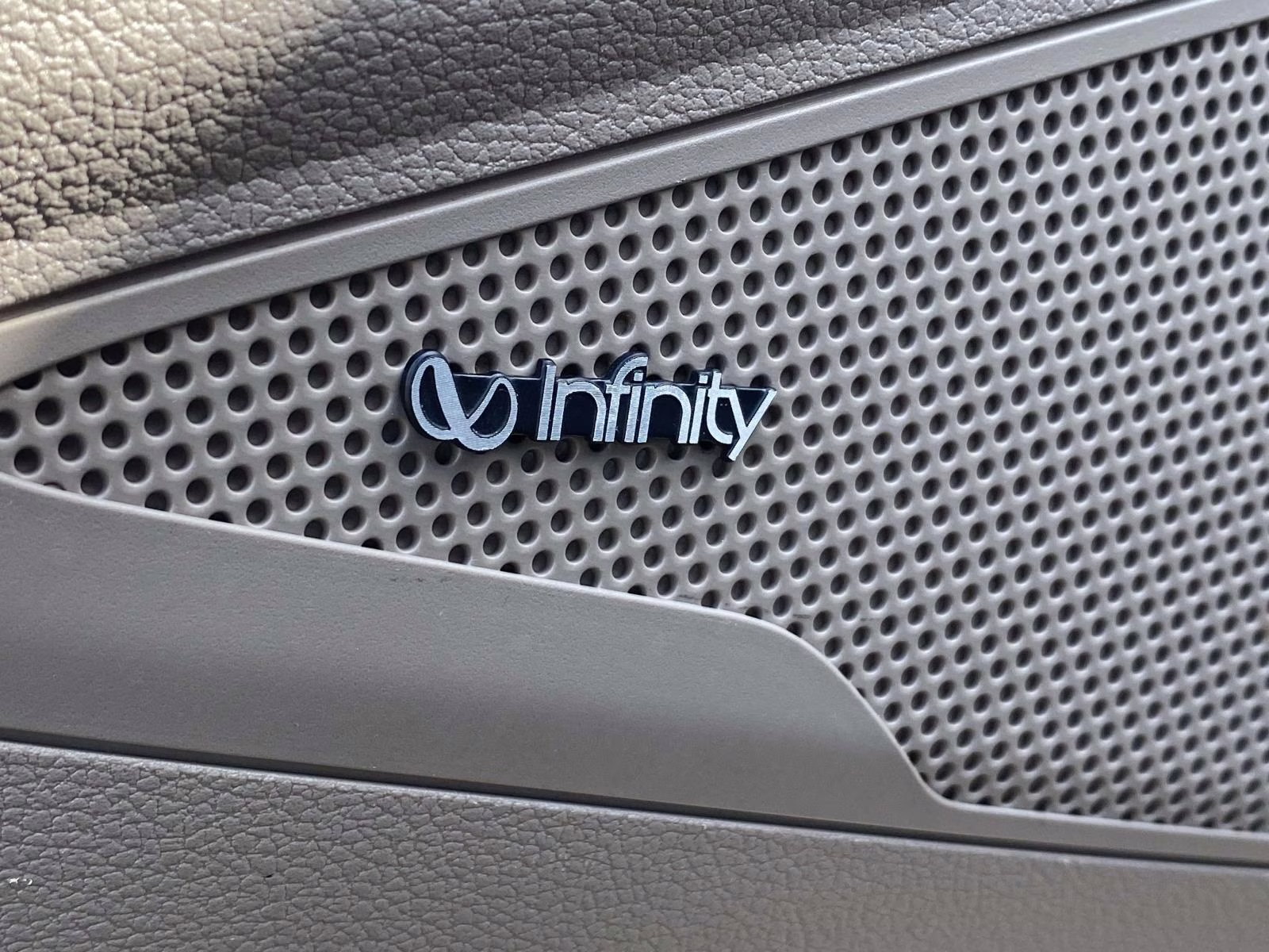 2019 Dazzling White Hyundai Tucson Ultimate FWD SUV