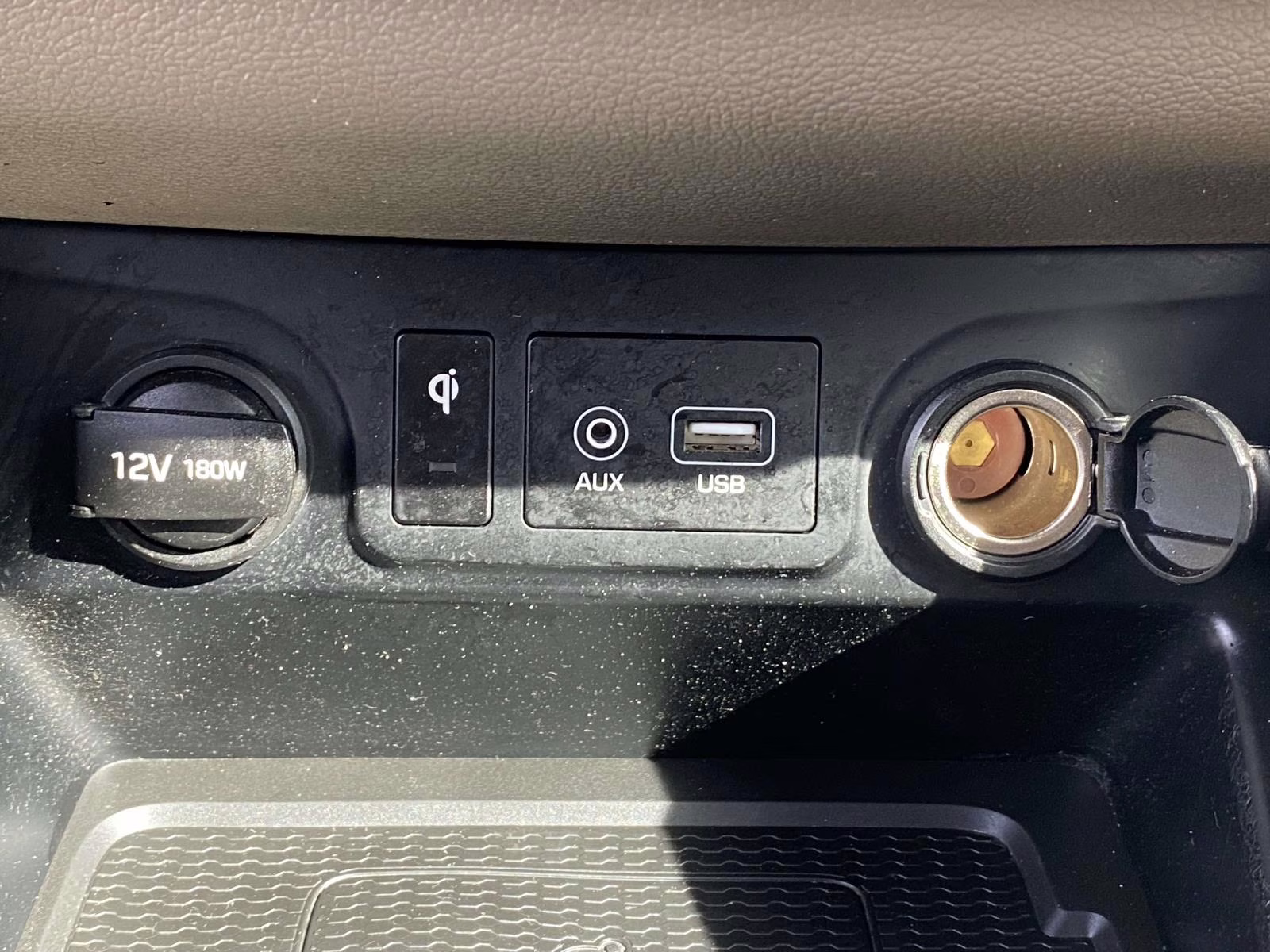 2019 Dazzling White Hyundai Tucson Ultimate FWD SUV