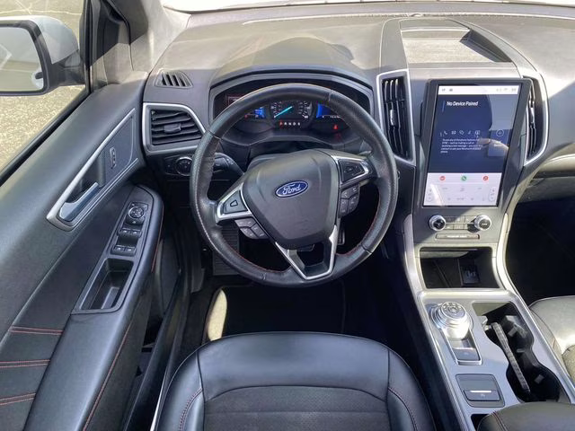 2022 Star White Metallic Tri-Coat Ford Edge ST Line AWD SUV