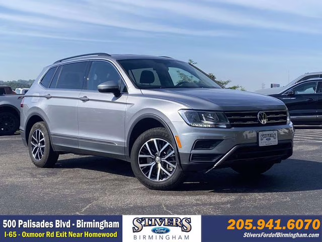 2021 Pyrite Silver Metallic Volkswagen Tiguan 2.0T SE AWD SUV