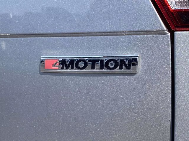 2021 Pyrite Silver Metallic Volkswagen Tiguan 2.0T SE AWD SUV