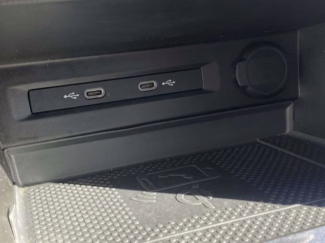 2021 Pyrite Silver Metallic Volkswagen Tiguan 2.0T SE AWD SUV