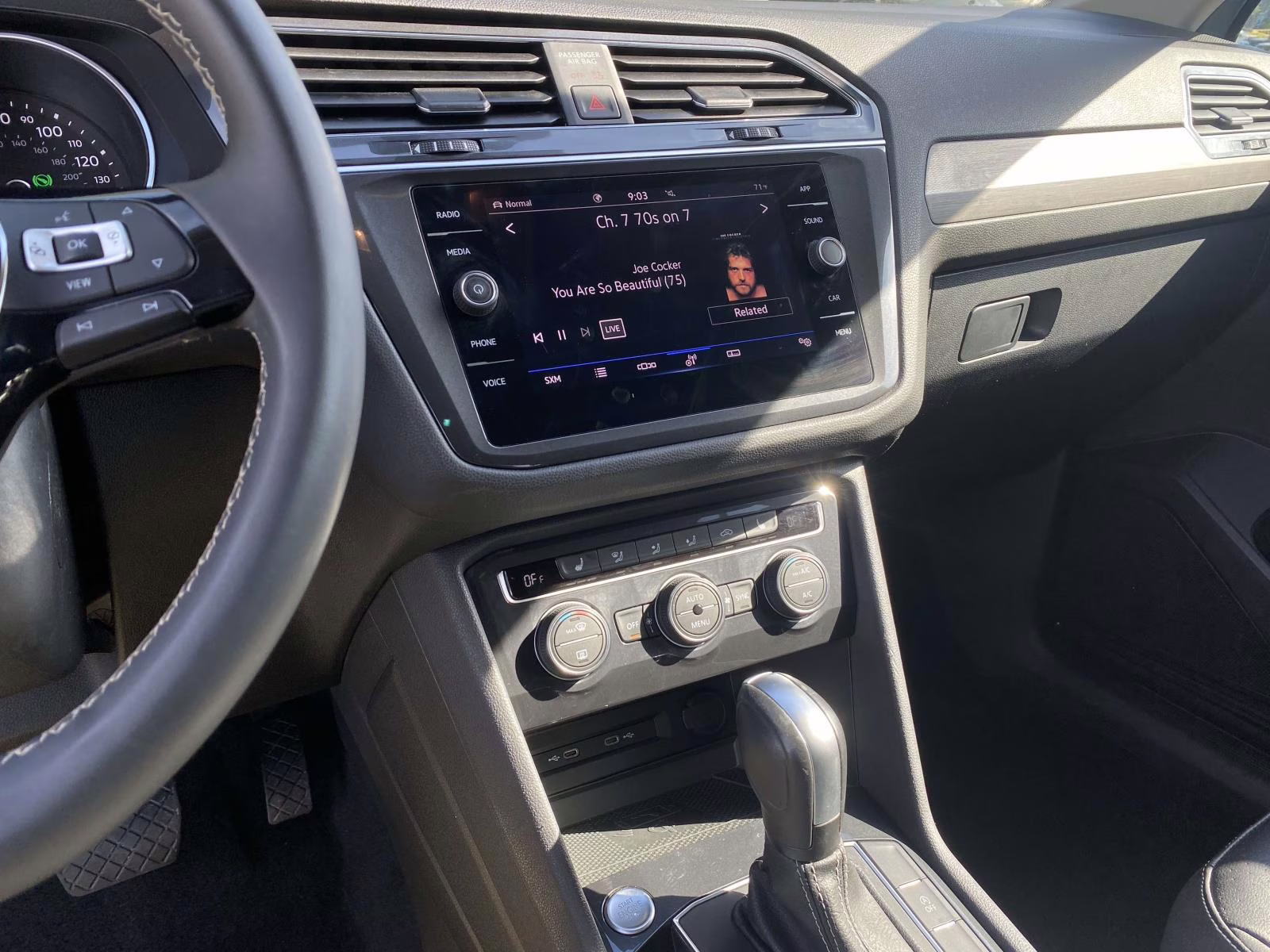 2021 Pyrite Silver Metallic Volkswagen Tiguan 2.0T SE AWD SUV