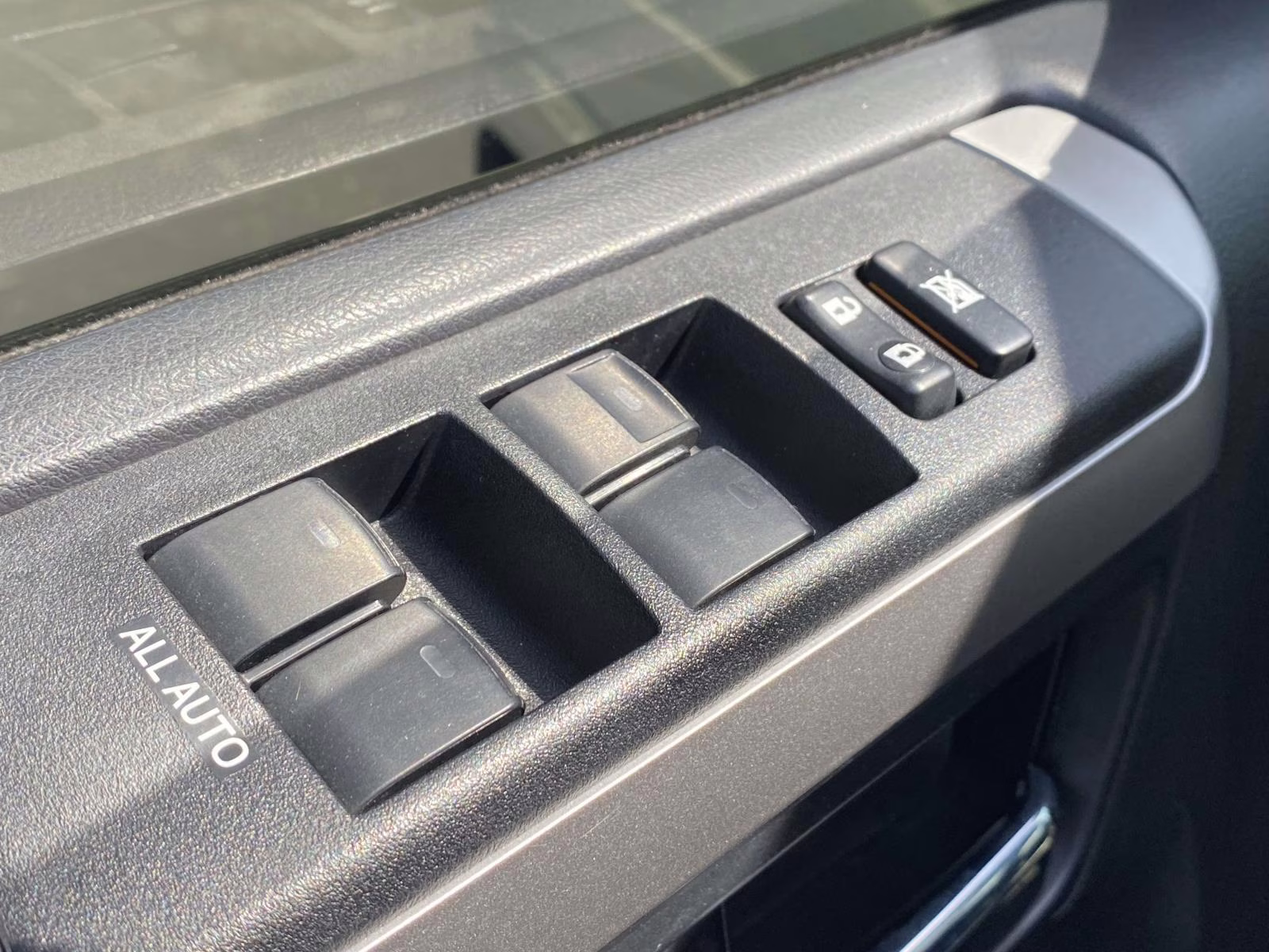 2014 Classic Silver Metallic Toyota 4Runner Limited RWD SUV