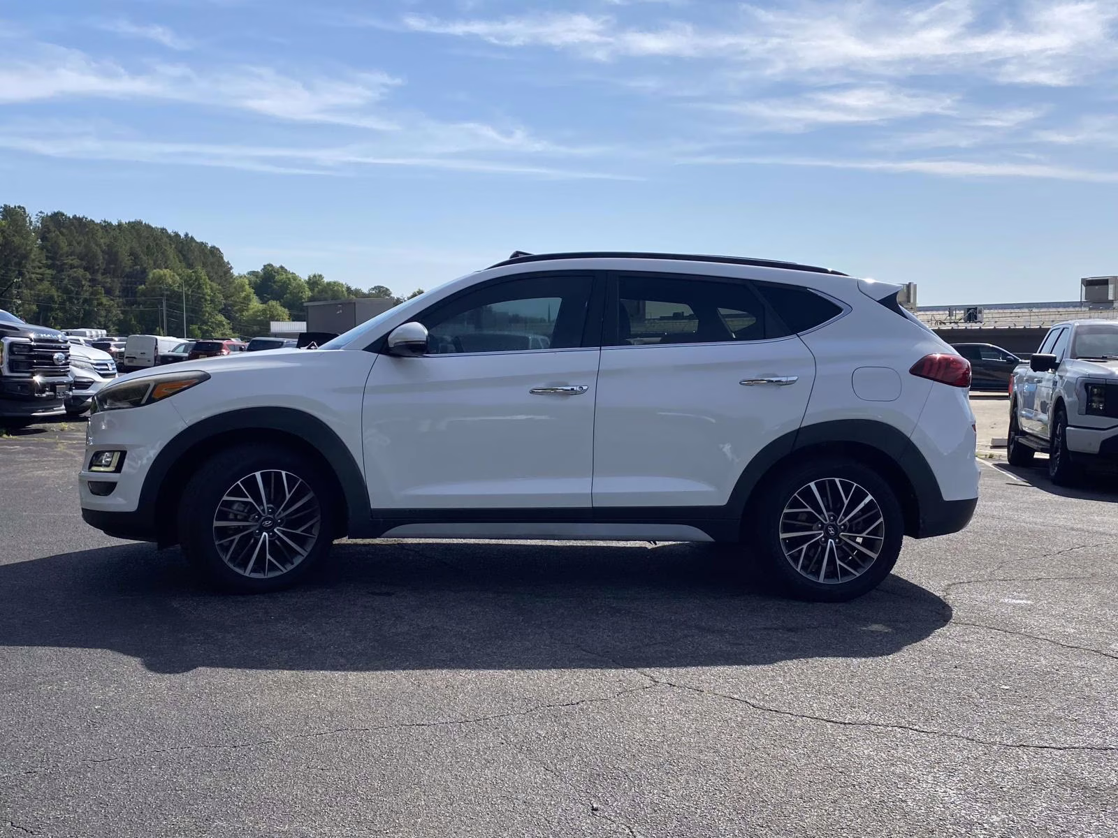 2019 Dazzling White Hyundai Tucson Ultimate FWD SUV