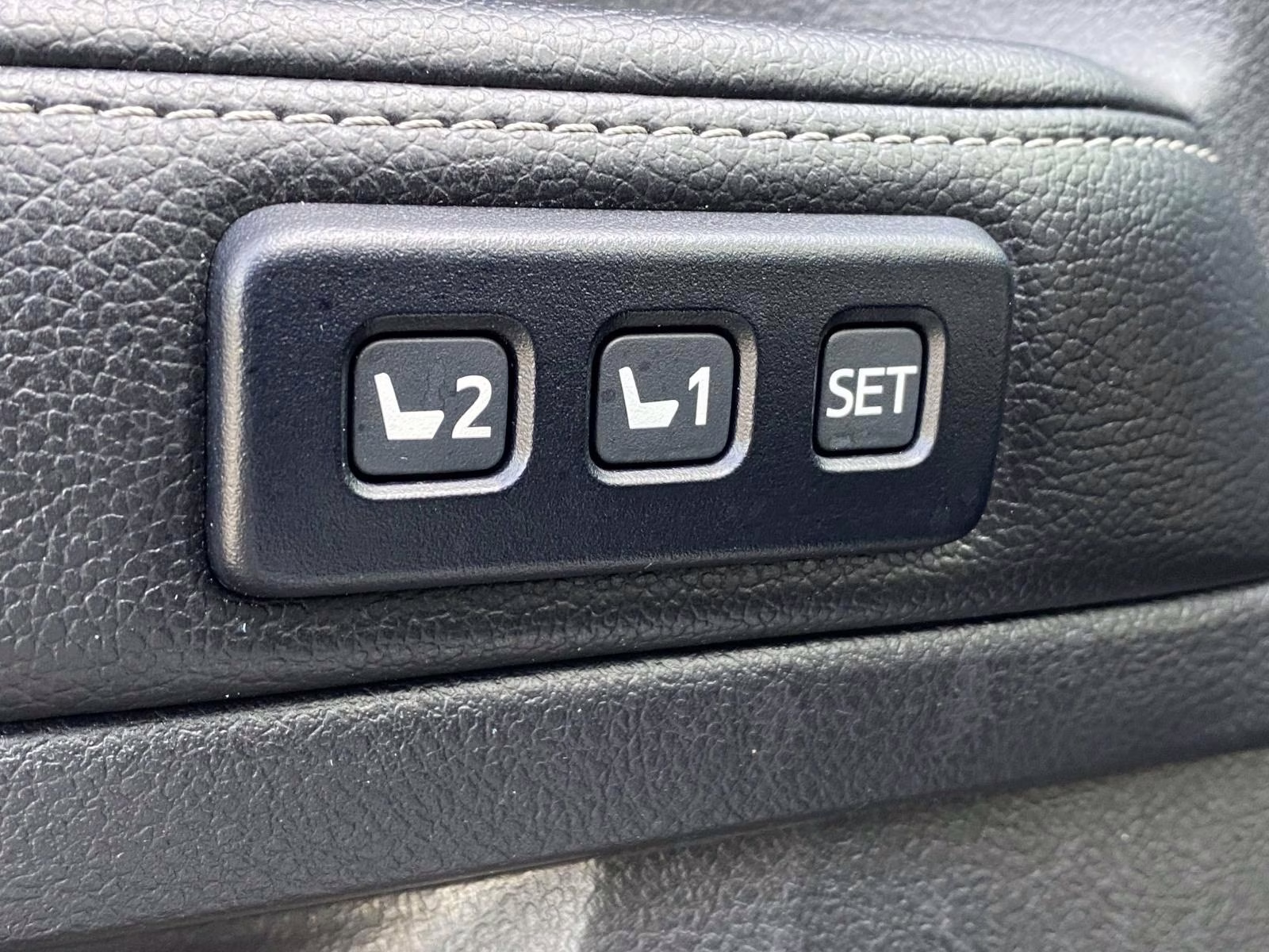 2014 Classic Silver Metallic Toyota 4Runner Limited RWD SUV