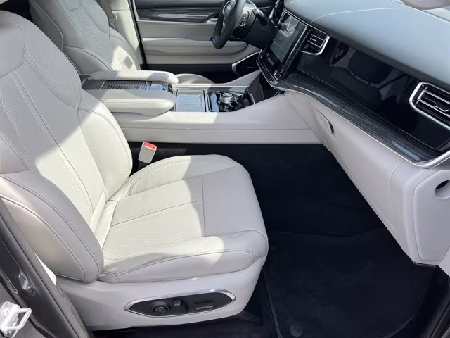 2022 Baltic Gray Metallic Clearcoat Jeep Wagoneer Series III RWD SUV