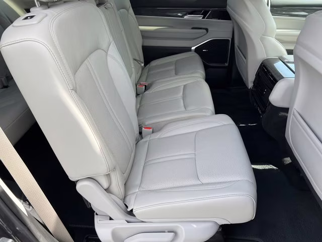 2022 Baltic Gray Metallic Clearcoat Jeep Wagoneer Series III RWD SUV
