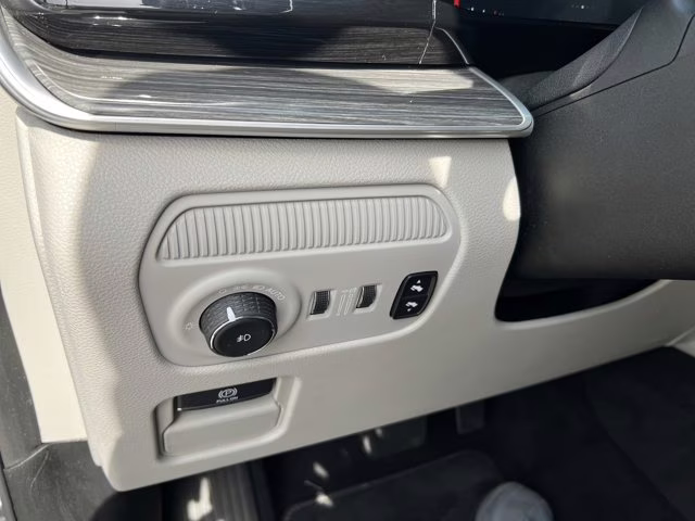 2022 Baltic Gray Metallic Clearcoat Jeep Wagoneer Series III RWD SUV