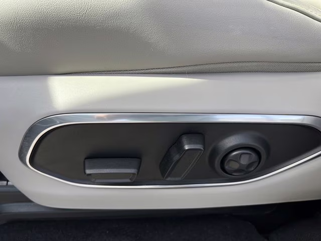 2022 Baltic Gray Metallic Clearcoat Jeep Wagoneer Series III RWD SUV