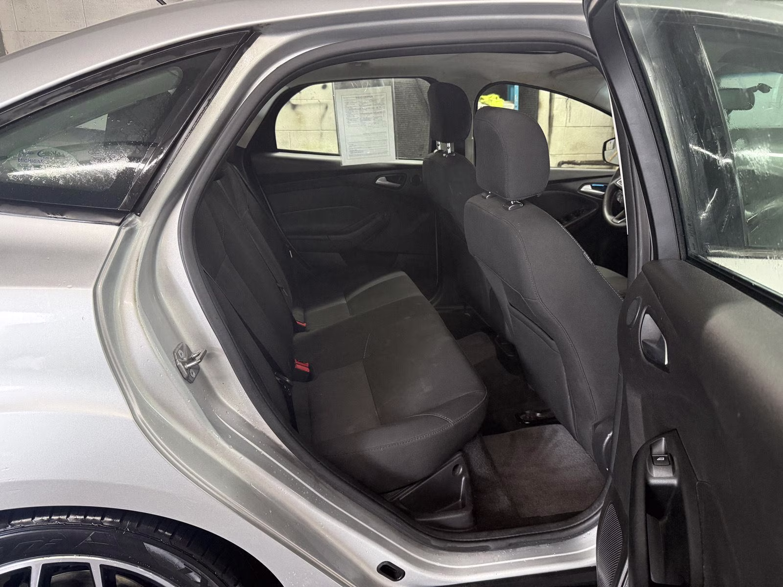 2017 Ingot Silver Metallic Ford Focus SEL FWD Sedan