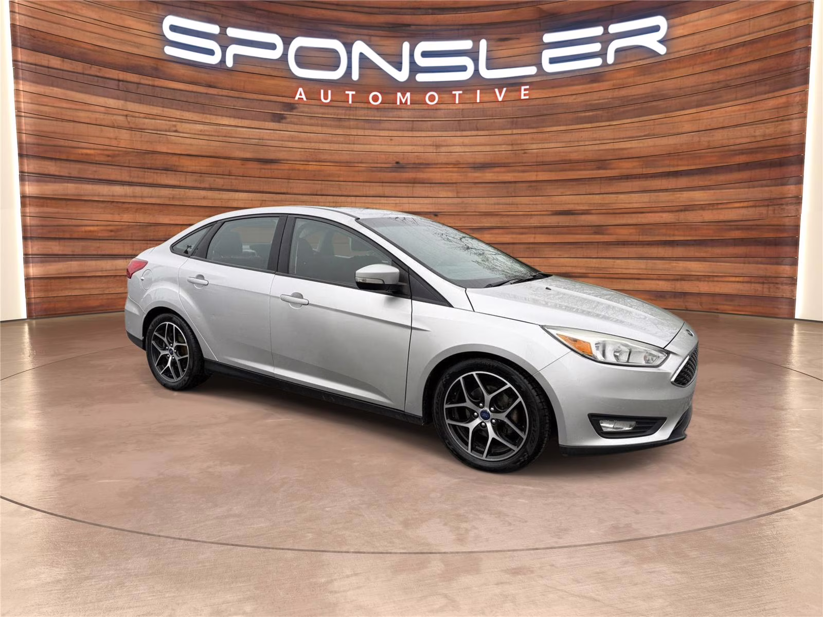 2017 Ingot Silver Metallic Ford Focus SEL FWD Sedan
