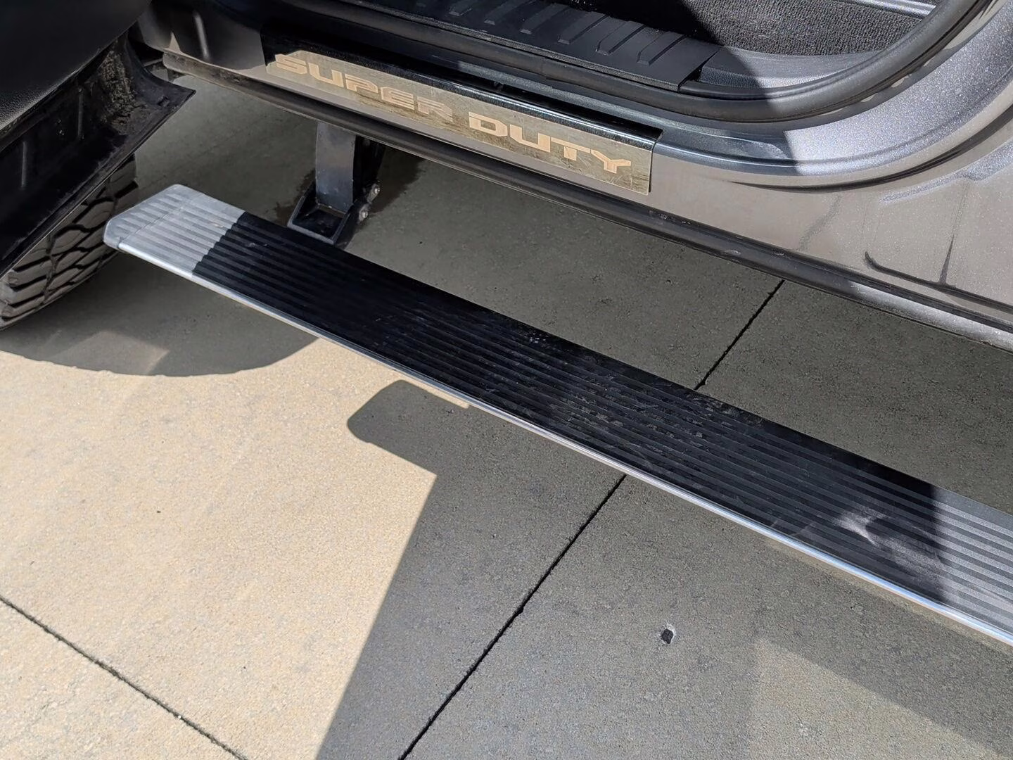 2022 Carbonized Gray Ford Super Duty F-250 SRW Lariat 4X4 Truck